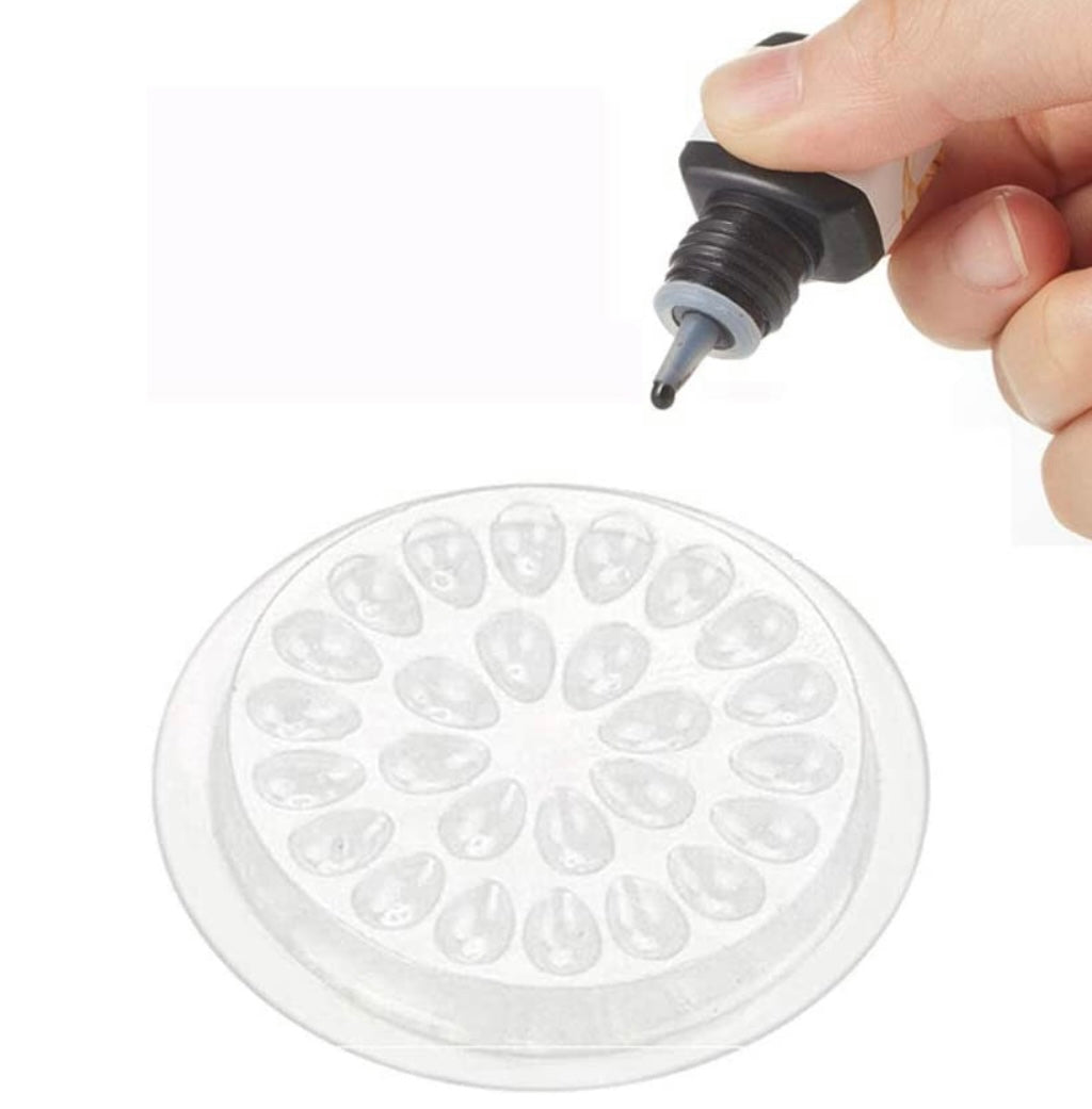 Eyelash tool tray